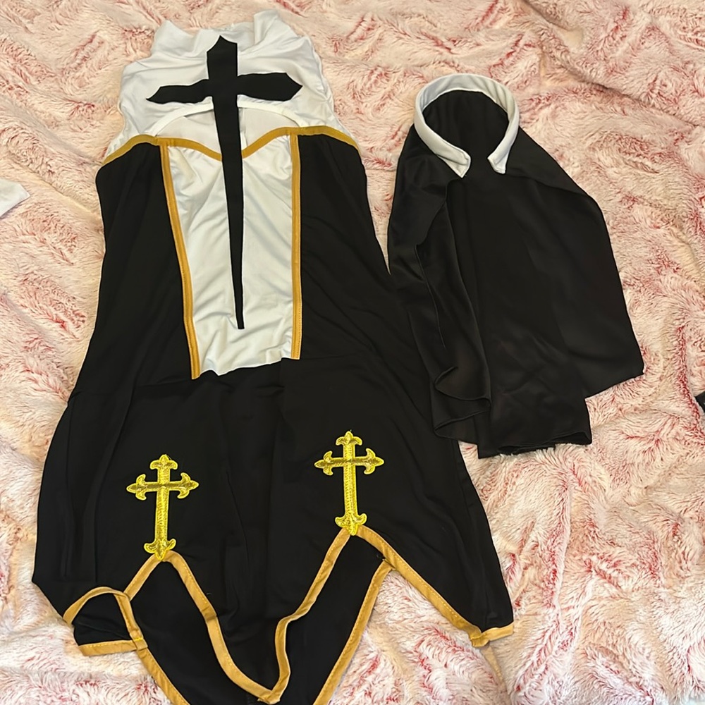 Sexy nun costume